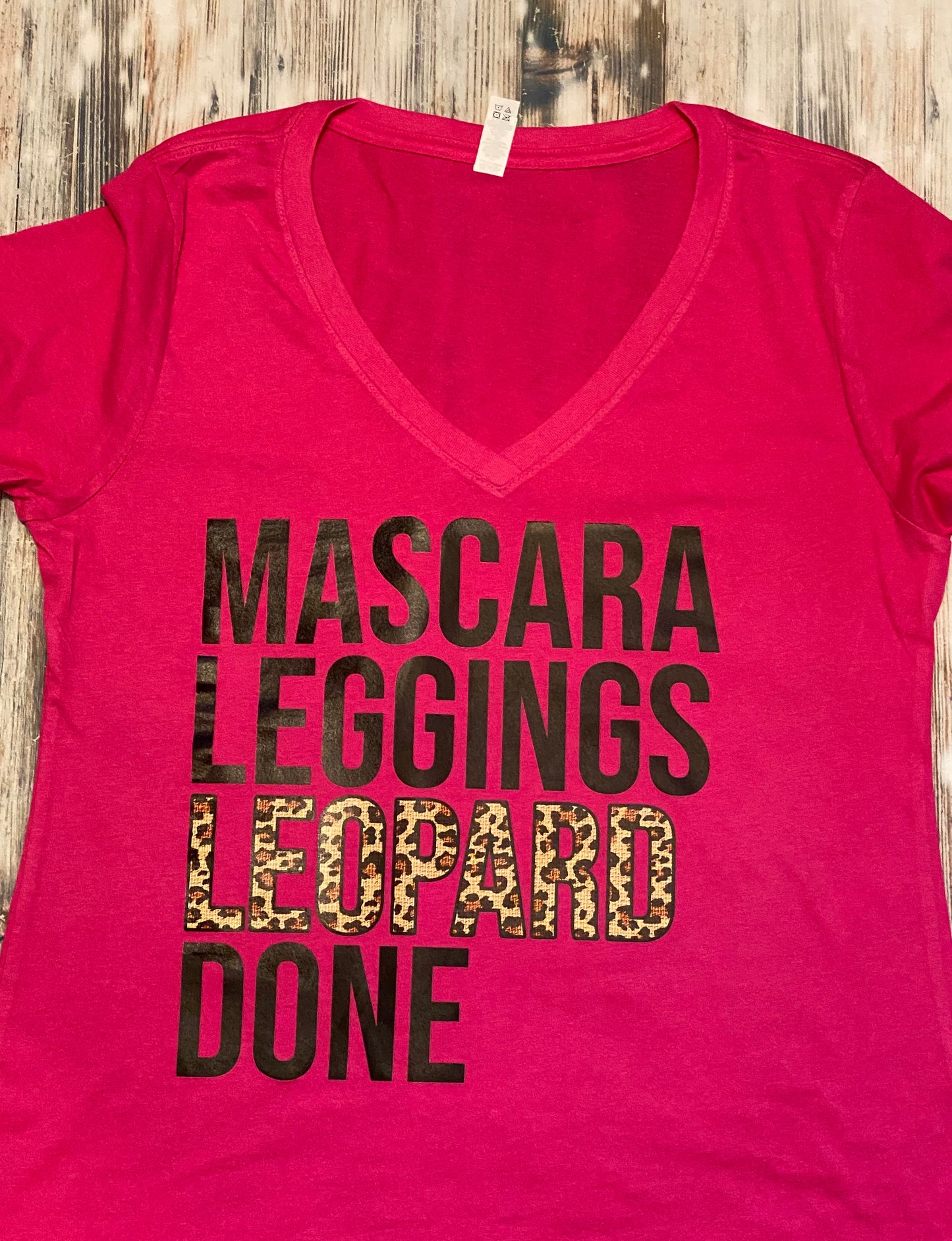 Mascara Leggings Leopard...Fuchsia (Fitted or crew neck)